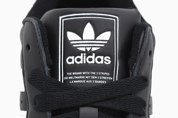 adidas Originals アディダス スニーカー レディース & メンズ