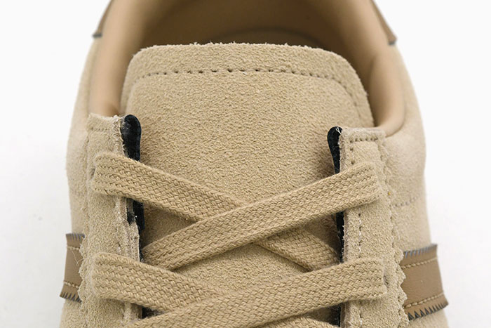 adidas Originals アディダス スニーカー レディース & メンズ