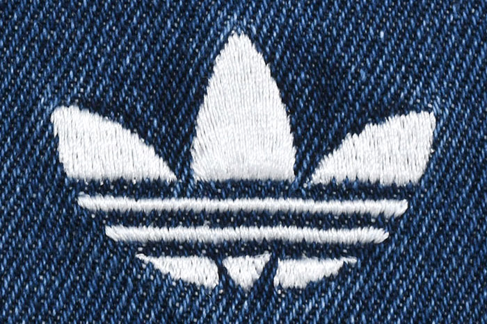 adidasアディダスのジャケット Adicolor Indigo Denim Firebird Track Top17