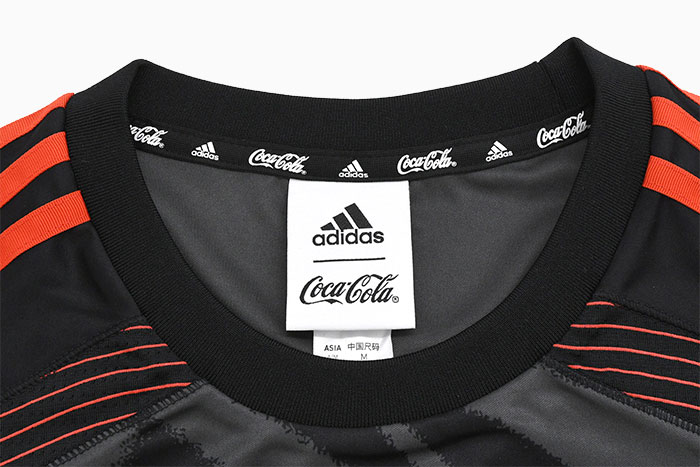adidasアディダスのカットソー Coca-Cola Teamgeist 26 Jersey Crew10