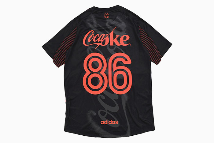 adidasアディダスのカットソー Coca-Cola Teamgeist 26 Jersey Crew15