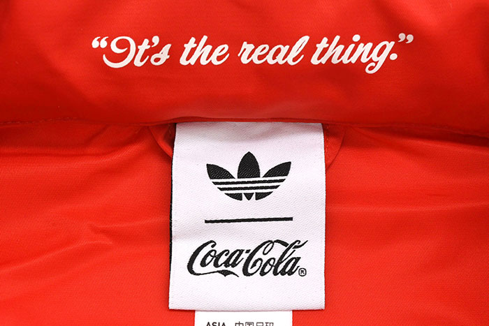 adidasアディダスのジャケット Coca-Cola Nylon Parka10