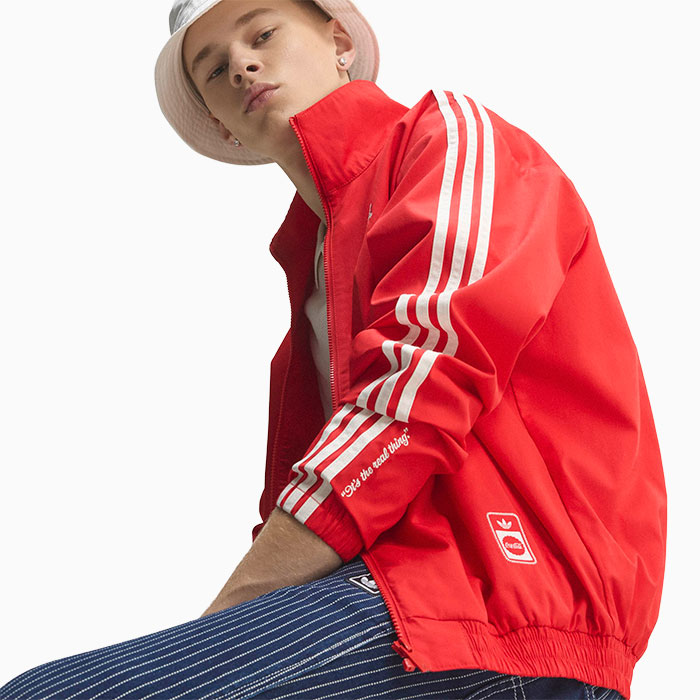 adidasアディダスのジャケット Coca-Cola Firebird Track02