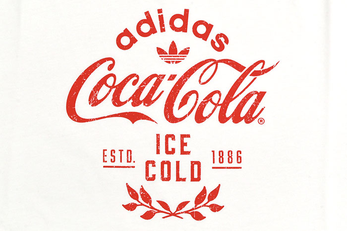 adidasアディダスのTシャツ Coca-Cola Cali12