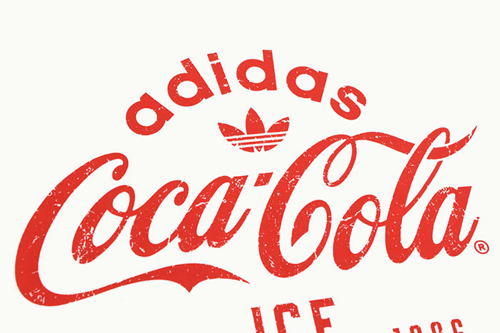adidasアディダスのTシャツ Coca-Cola Cali13