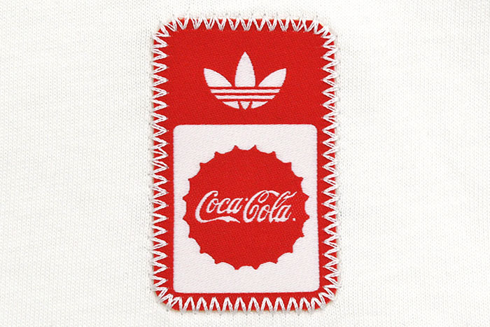 adidasアディダスのTシャツ Coca-Cola Cali16