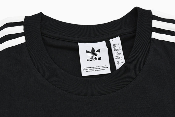 adidasアディダスのTシャツ Oversize06