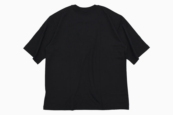 adidasアディダスのTシャツ Oversize09