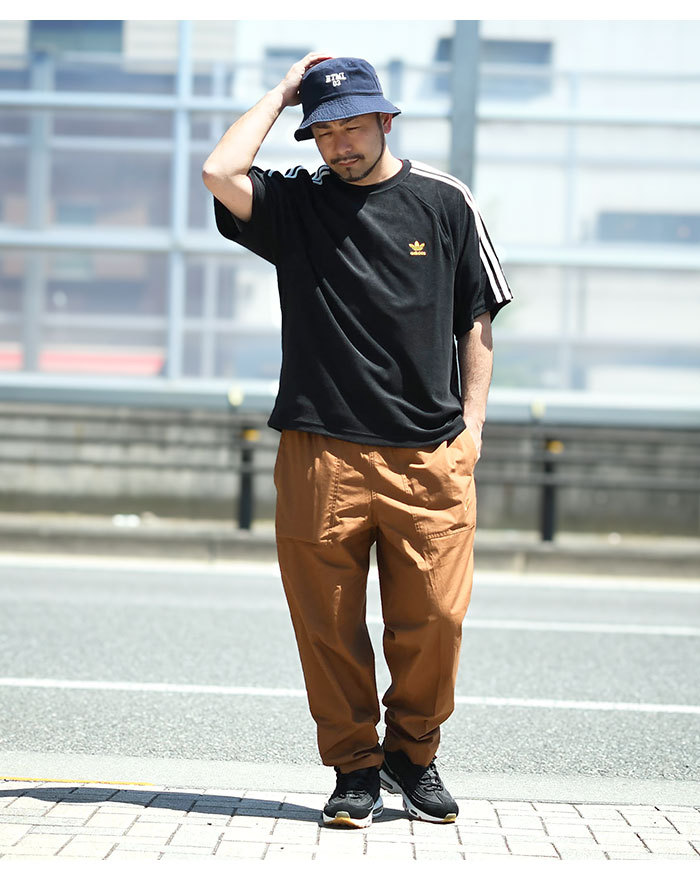 adidasアディダスのTシャツ Super Star Terry Pile Crew04