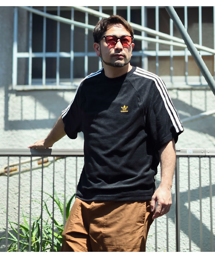 adidasアディダスのTシャツ Super Star Terry Pile Crew07