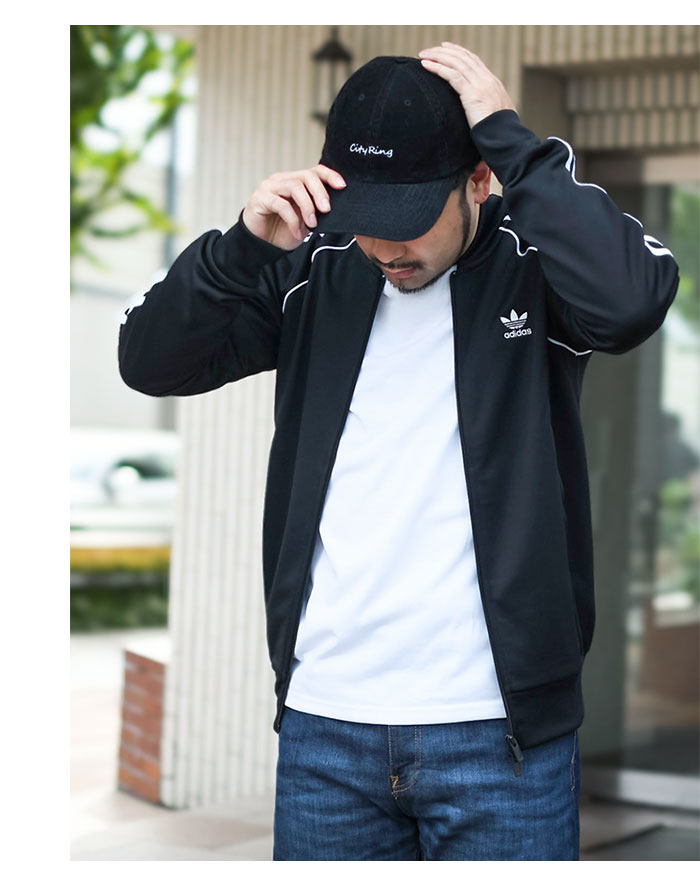 adidasアディダスのジャージー スーパースター12