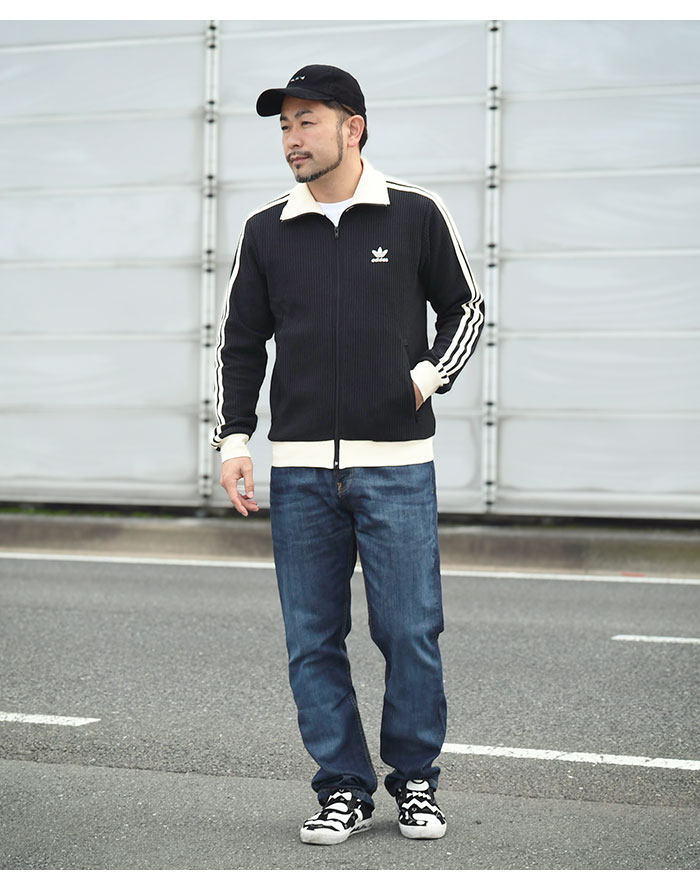 adidas ワッフル クラシック トラックトップ アディカラー クラシック トラックトップ（ジェンダーニュートラル