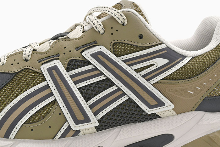 ASICS（アシックス） スニーカー メンズ 男性用 ゲルソノマ TR62 Clay