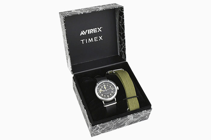 AVIREXアビレックスの腕時計 TIMEX Type-25A12