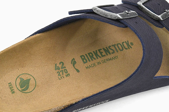 Birkenstock アリゾナ、ネイビー サンダル 40/6 BIRKENSTOCK Arizona Navy | shop online at BIRKENSTOCK