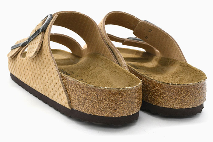 ベージュ スエード クロッグサンダル　　ビルケンシュトック BIRKENSTOCK（ビルケンシュトック） サンダル メンズ アリゾナ