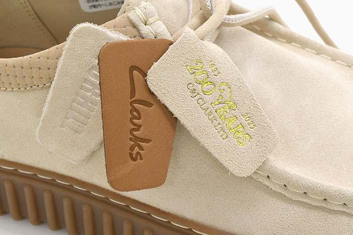 Clarks（クラークス） ブーツ メンズ 男性用 トーヒル ロー Ecru Suede