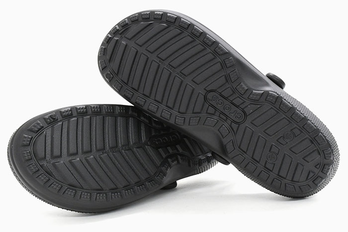 靴・ブーツ・サンダルその他 Crocs Classic Lined Clog 203591-10M crocs クロックス（crocs） サンダル Classic Lined Clog 203591