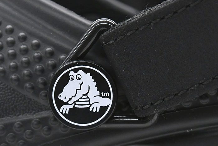 crocsクロックスのサンダル YUKON VISTA II LITERIDE CLOG08