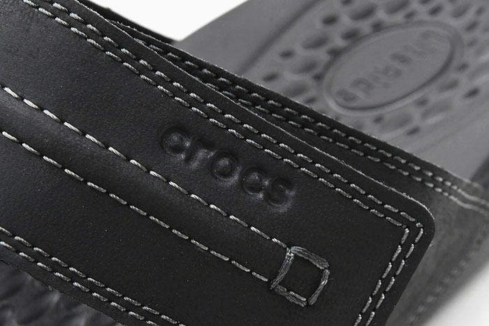crocsクロックスのサンダル YUKON VISTA II LITERIDE SANDAL07