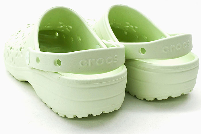 crocsクロックスのサンダル クロッグ04