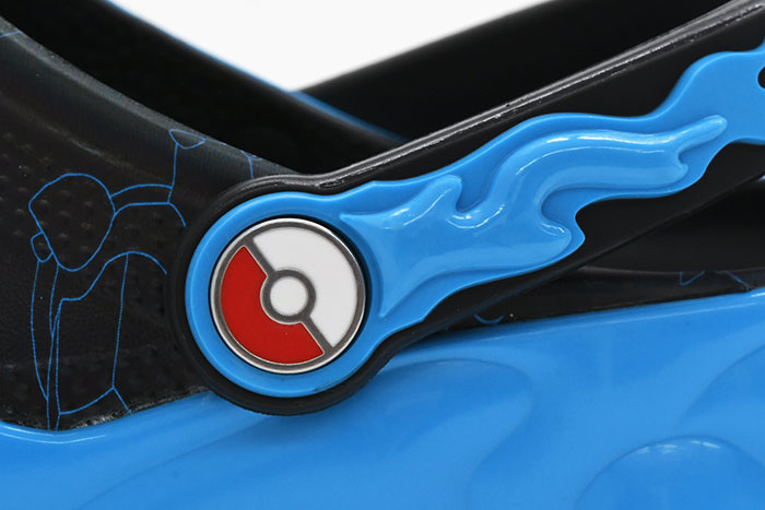crocsクロックスのサンダル POKEMON VERSUS CLOG10