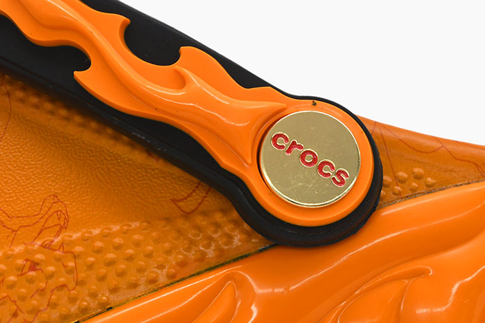 crocsクロックスのサンダル POKEMON VERSUS CLOG12