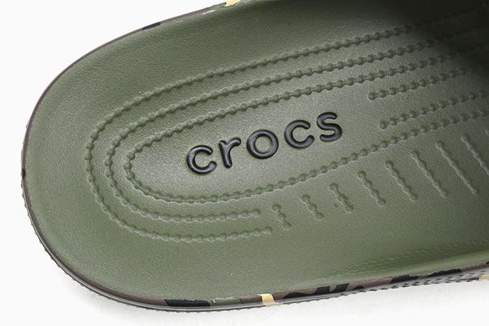 crocsクロックスのサンダル カモフラージュ サタデー スライド04