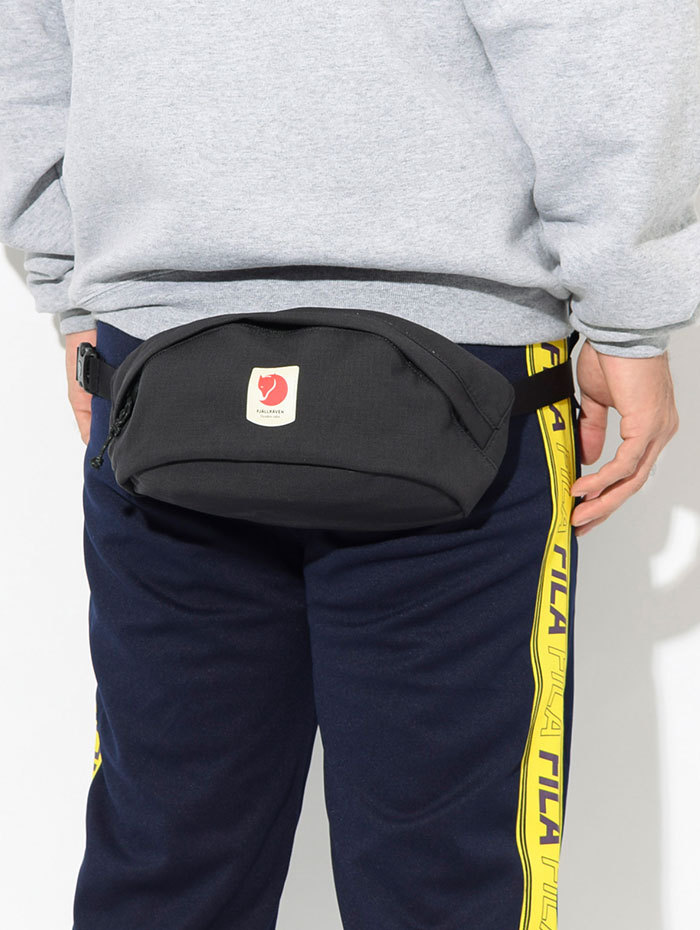 FJALL RAVEN（フェールラーベン） ウエストバッグ ウルボ ミディアム