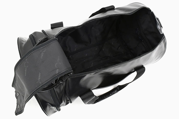 FRED PERRYフレッドペリーのバッグ Tonal Classic Barrel Bag07