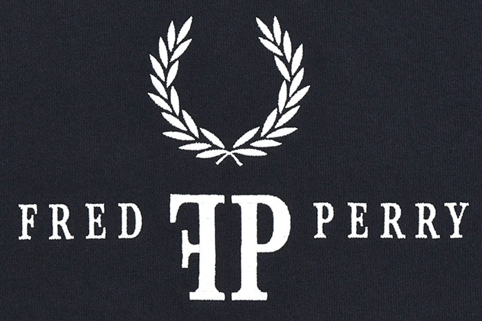 FRED PERRY（フレッドペリー） プルオーバー パーカー メンズ