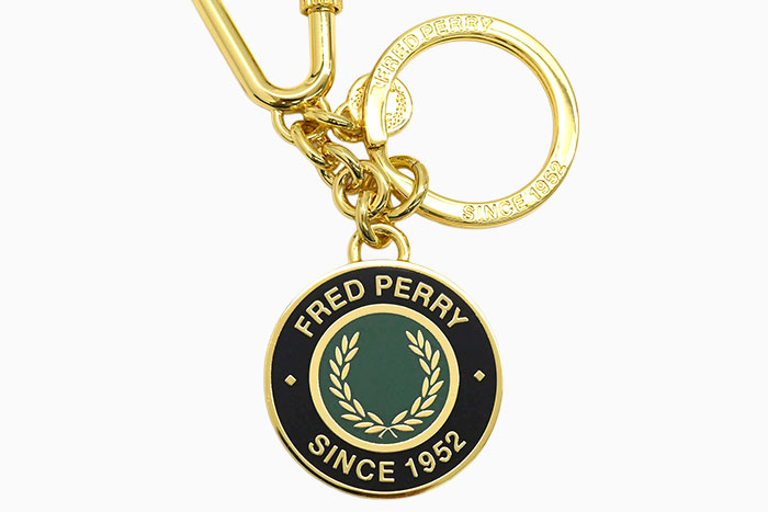 FRED PERRY（フレッドペリー） キーホルダー エナメル ブランデッド