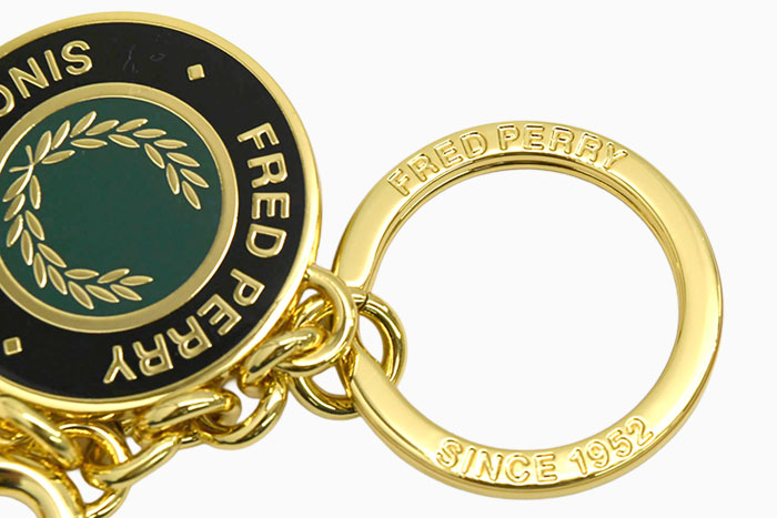 FRED PERRY（フレッドペリー） キーホルダー エナメル ブランデッド