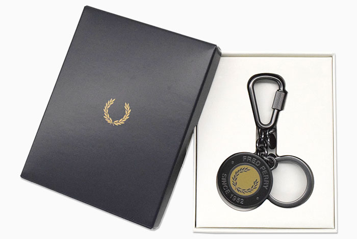 FRED PERRY フレッドペリー キーホルダー エナメル ブランデッド