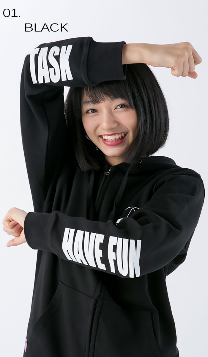 HTML03 エイチティエムエル ゼロスリー HTML ZERO3 パーカー ジップ