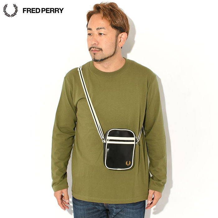 FRED PERRY（フレッドペリー） ショルダーバッグ クラシック スモール