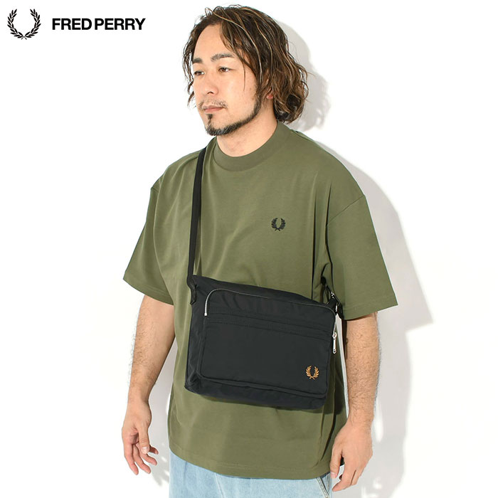 FRED PERRY（フレッドペリー） ショルダーバッグ ブレンタム クロス