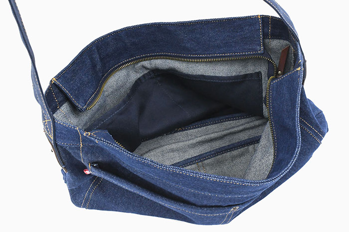 Levisリーバイスのバッグ Heritage Messenger Bag07