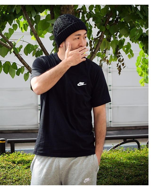 NIKEナイキのTシャツ Club02