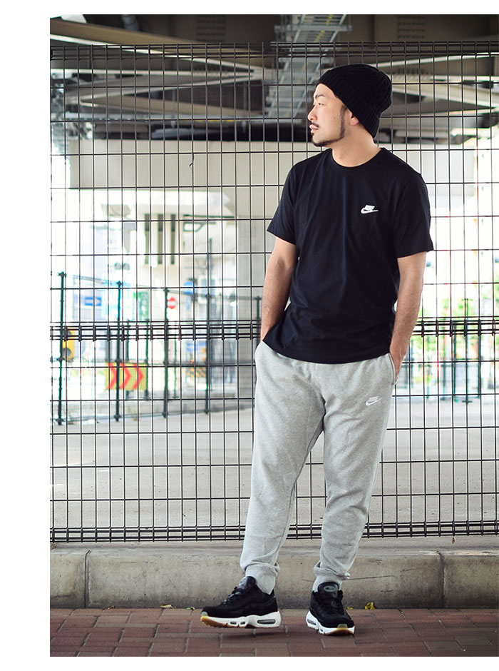 NIKEナイキのTシャツ Club03