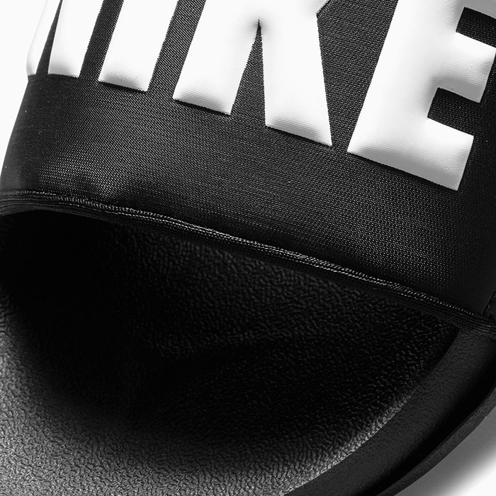 NIKEナイキのサンダル OFFCOURT SLIDE04