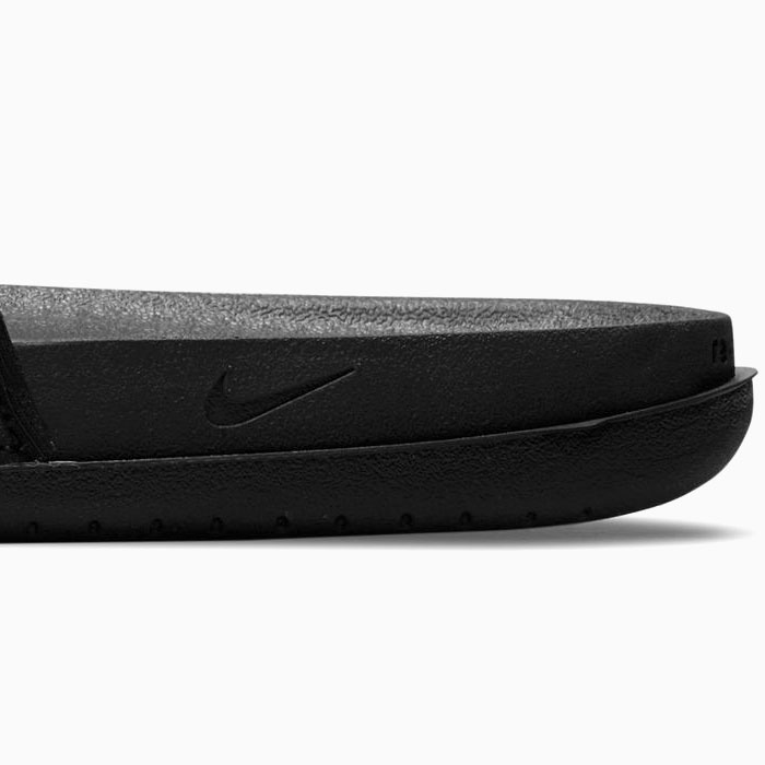 NIKEナイキのサンダル OFFCOURT SLIDE06