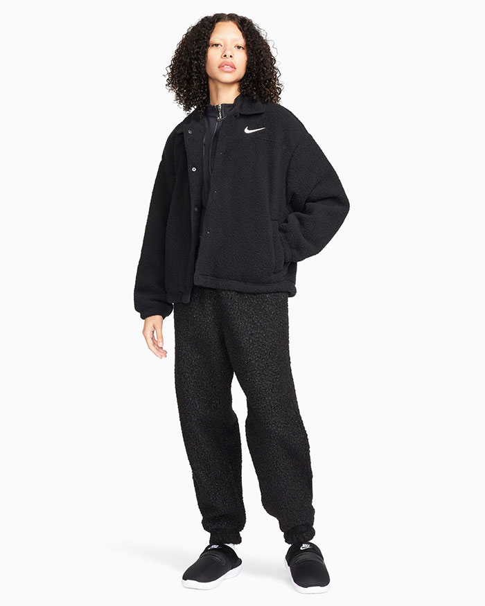 NIKE（ナイキ） ジャケット ウィメンズ カラード シェルパ ブラック