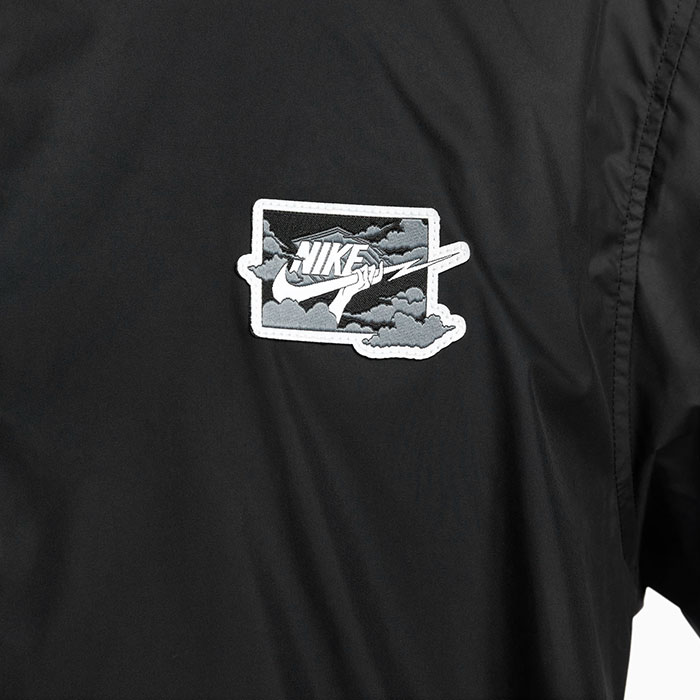 NIKEナイキのジャケット Club Bolt Coach JKT04