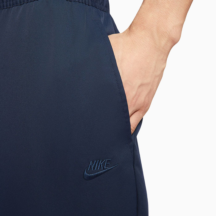 NIKE（ナイキ） パンツ メンズ クラブ ウーブン テーパー ネイビー