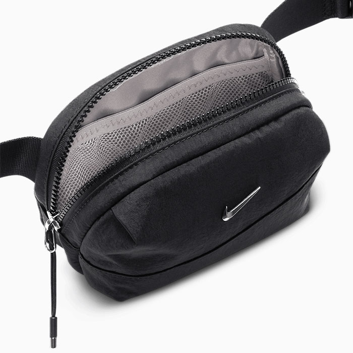 NIKE（ナイキ） ウエストバッグ オーラ ウエスト パック ブラック