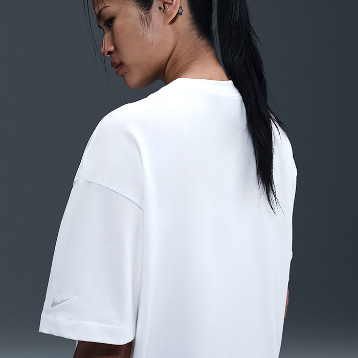 Nike ORPJT 陸上用シャツ ホワイト ウィメンズSサイズ ヨドバシ.com - ナイキ NIKE ウィメンズ スウィフト Dri-FIT