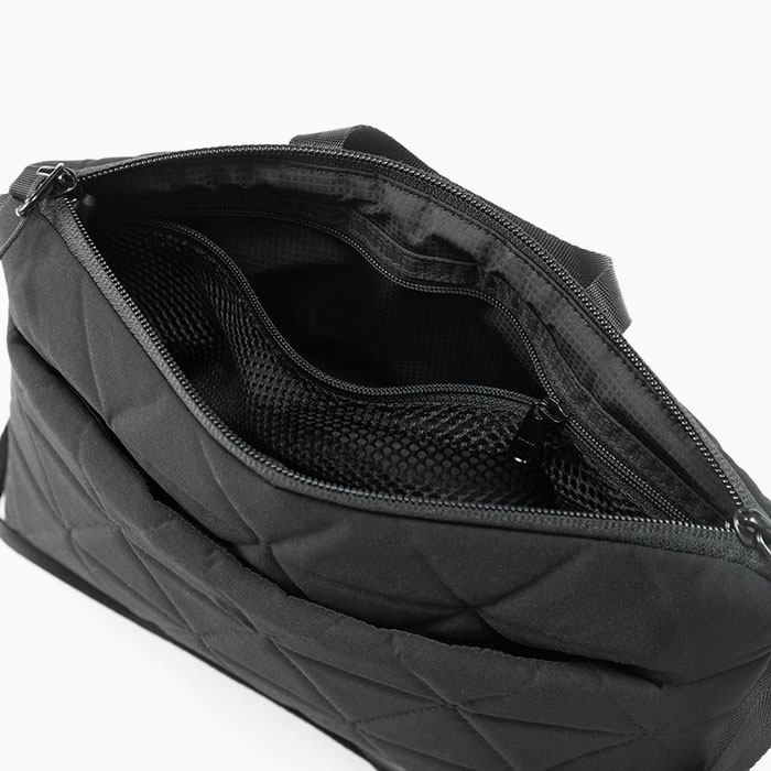 THE NORTH FACEザ ノースフェイスのバッグ Geoface Pouch05