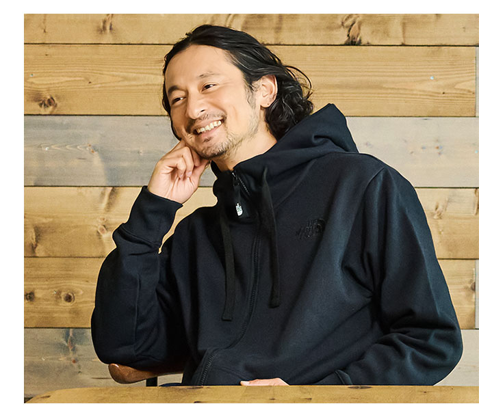 THE NORTH FACEザ ノースフェイスのパーカー リアビュー14