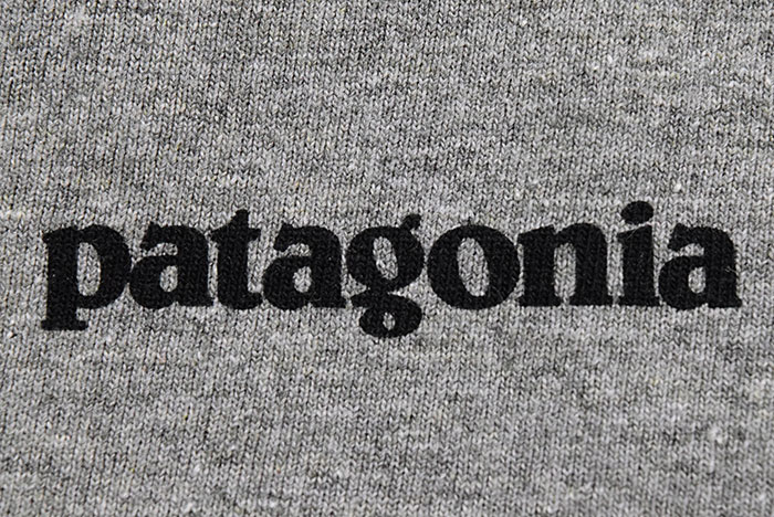 PatagoniaパタゴニアのTシャツ P-6 Logo Responsibili13